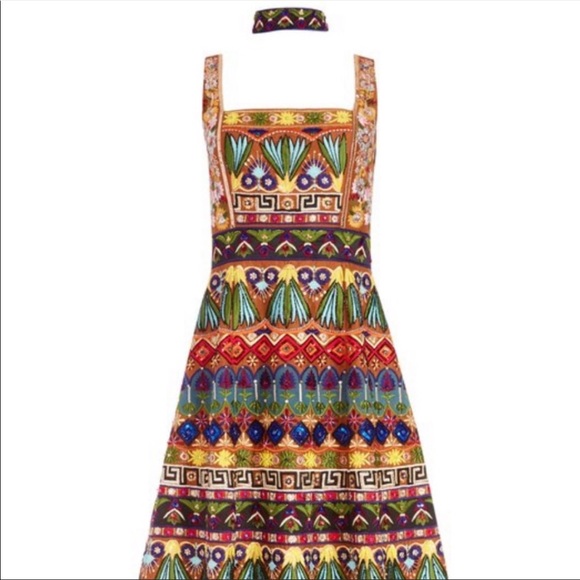 ✨🩰 MARCIELA BeAding Gown With Chocker - Picture 8 of 9